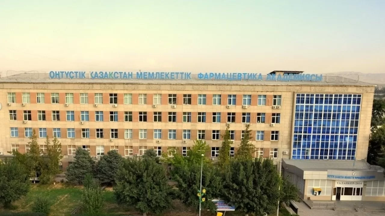 Шымкентте үндістандық студент көз жұмды