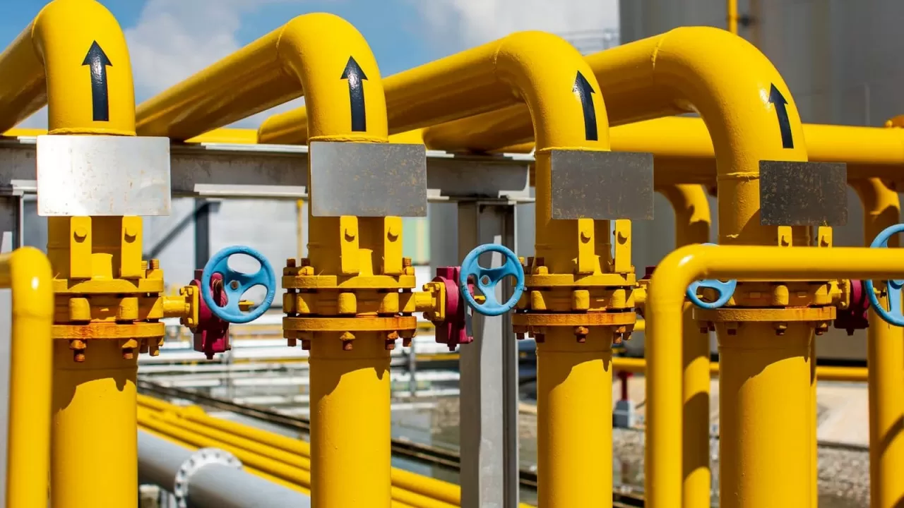 Елімізде сұйытылған газды экспорттауға шектеу мерзімі ұзарады