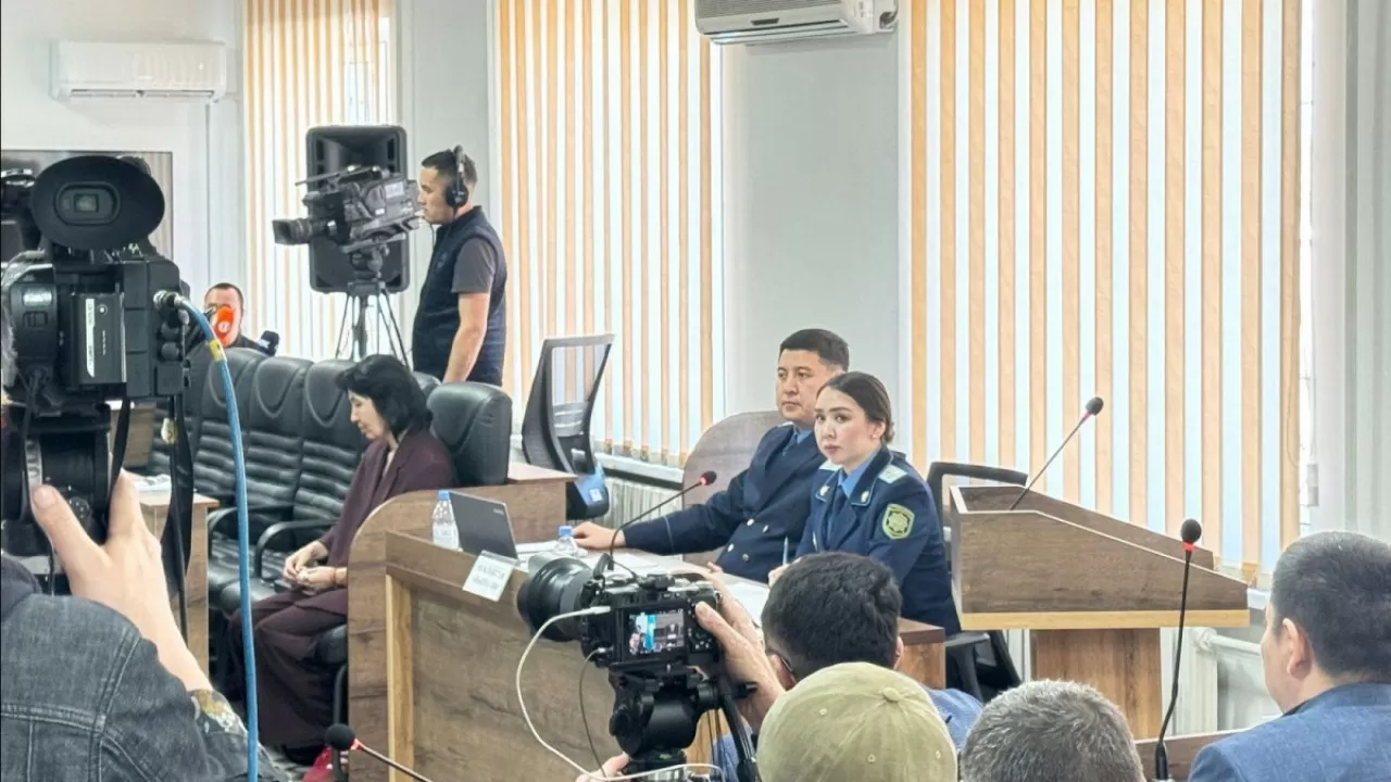 "Анасының көзінше жүрек тұсынан пышақ сұғып алған": Шерзаттың өліміндегі оқиғаларды рет-ретімен айтылды