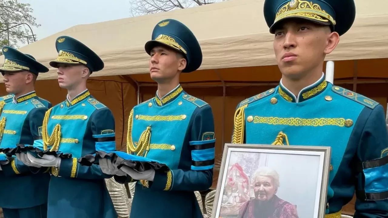 Алматыда 102 жастағы соғыс ардагері өмірден өтті