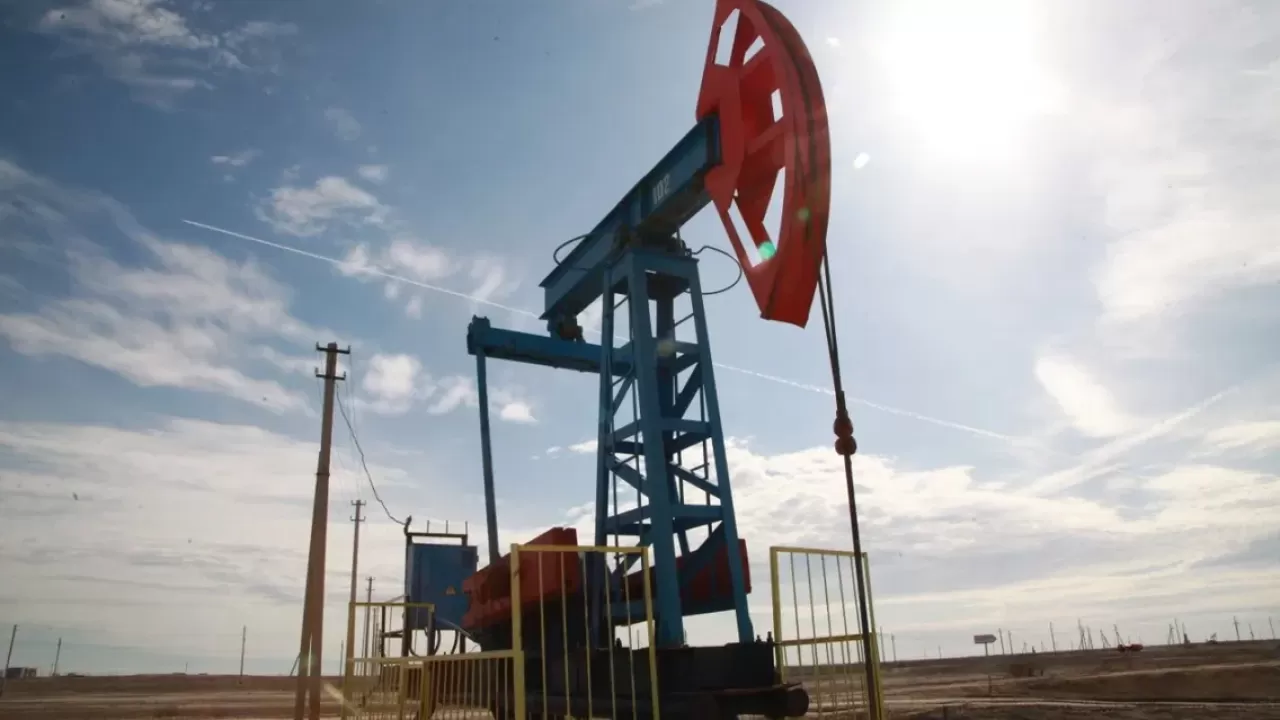 Нефть Brent подешевела до 64,61 доллара за баррель