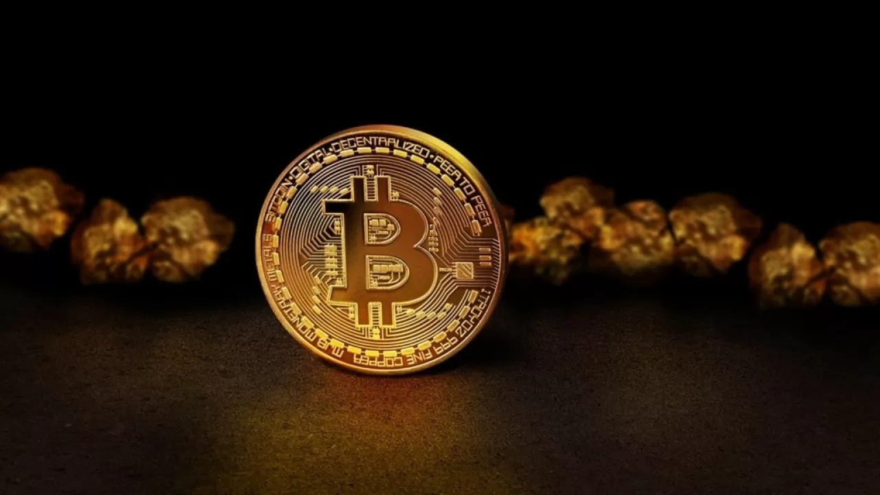 Цена биткоина снижается после резкого роста 