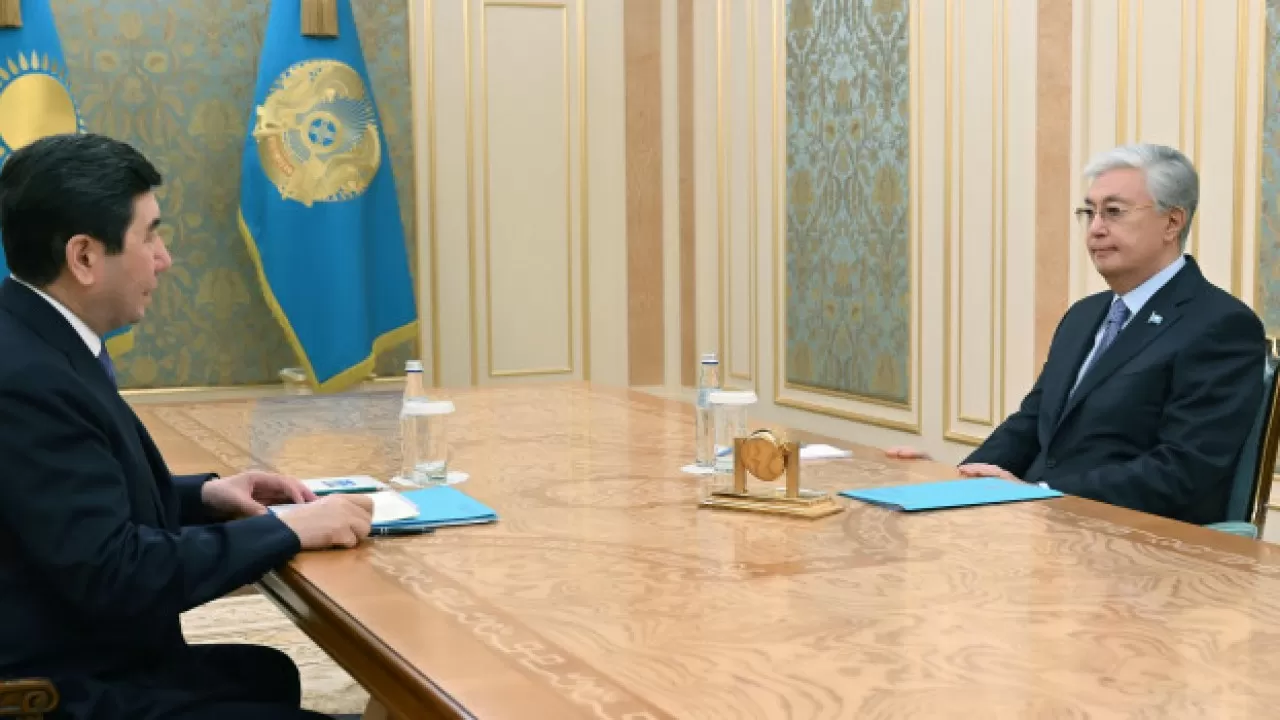 Ерлан Қошанов Президентке Парламент Мәжілісі қызметінің нәтижелері жөнінде мәлімет берді