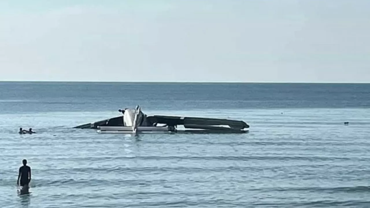 Таиландта теңізге құлаған ұшақ 5 адамның өмірін жалмады