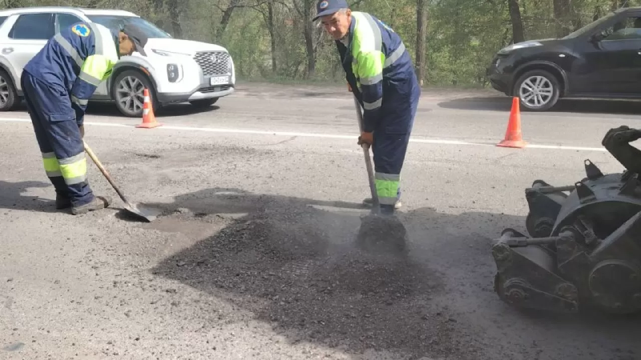 Куда потратят сборы с платных дорог в Казахстане 