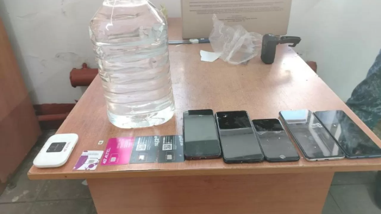 Түрмеге тыйым салынған заттар өткізбек болған азамат ұсталды