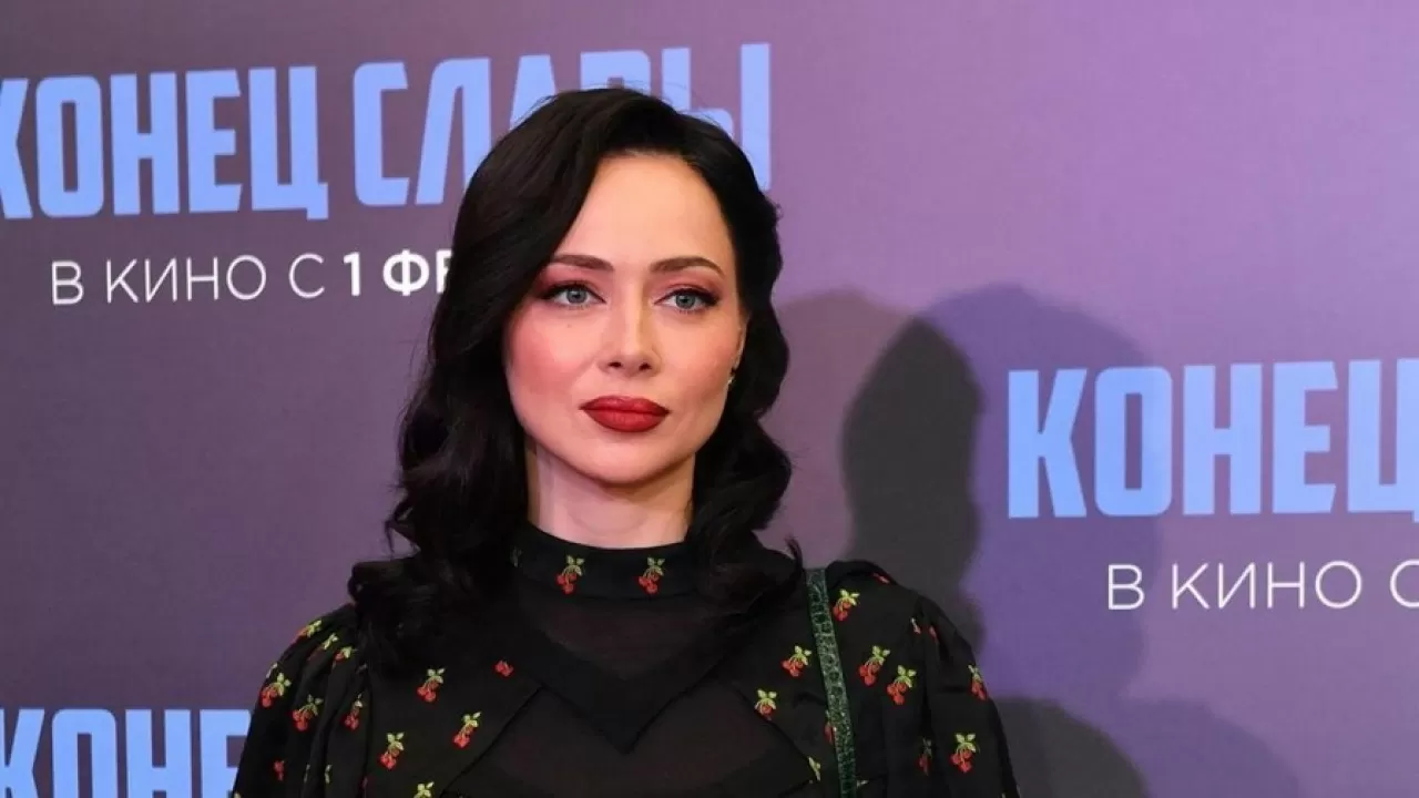 Настасью Самбурскую сбил мопед 