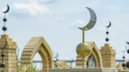 Үкімет зираттарда қаптаған зәулім «сарайларға» қатысты шешімін жариялады 