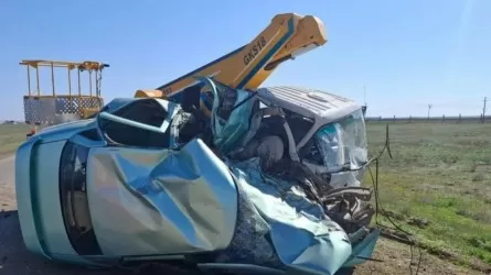 Әкесінің көлігіне мініп кеткен екі жасөспірім жол апатынан мерт болды