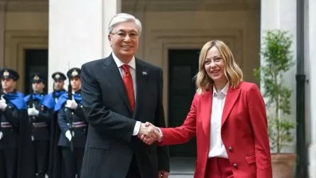 Почему премьер Италии перенесла визит в Казахстан