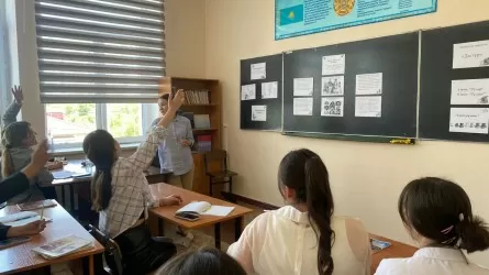БҚО-да білім басқармасы ұстаздардың ақысын жеген