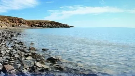 Балхаш набирает воду: за год уровень озера значительно вырос  