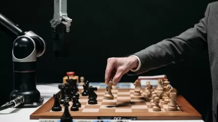 Роботы пока бессильны: какие профессии точно не заменит ИИ