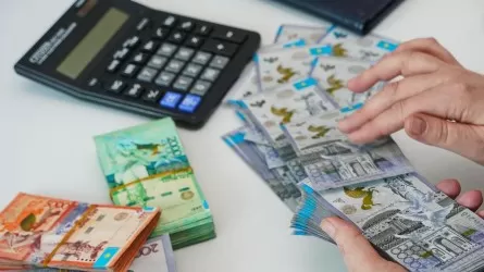 Жылдық табысы 8,5 мың АЕК-тен асатын қазақстандықтар кірісінің 15%-ына салық салынуы мүмкін