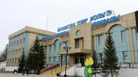 Сколько железнодорожных вокзалов модернизируют в Казахстане  
