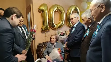 100 лет исполнилось ветерану ВОВ из Караганды Марие Шинкевич 