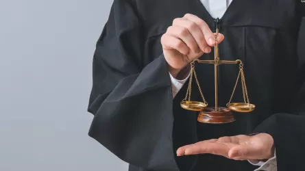 Судьяны сыйламаған елордалық қамауға алынды