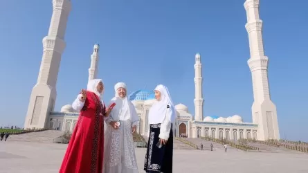 В Казахстане за два года построено вдвое больше школ, чем мечетей 