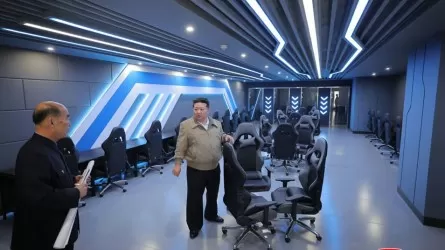 Ким Чен Ын осмотрел первый в Северной Корее компьютерный клуб
