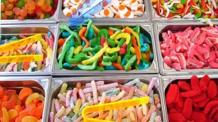 Из-за чего постоянно тянет на сладкое и является ли это признаком диабета