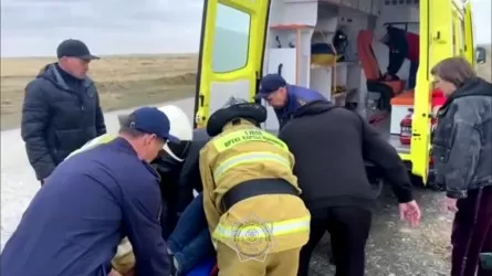 Водителя зажало в искореженном автомобиле после ДТП