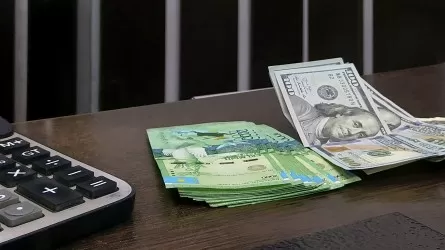 Обменные пункты выступили против запрета Нацбанка на уличные табло 