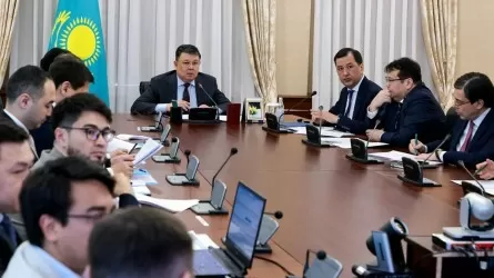 Қанат Бозымбаев «Ауыл аманаты» жобасын іске асыру мәселелері бойынша Жобалық офис отырысын өткізді 