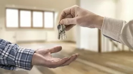Павлодар облысында жетімге тиесілі пәтерде әкімнің орынбасары тұрған