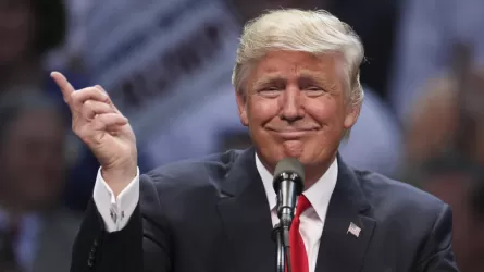 Трамп Украинадағы соғыстың басталуына кінәлі 3 адамның атын атады