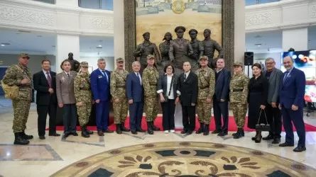 Казахстанские поисковики отправились на Синявинские высоты
