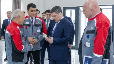 Кукуруза, сода, арматура – какие производства посмотрел Бектенов в Жамбылской области