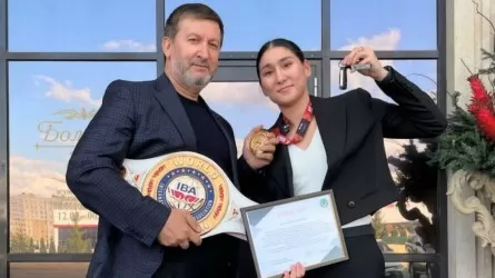 Әлем чемпионы Аида Әбікееваға жерлестері көлік мінгізді