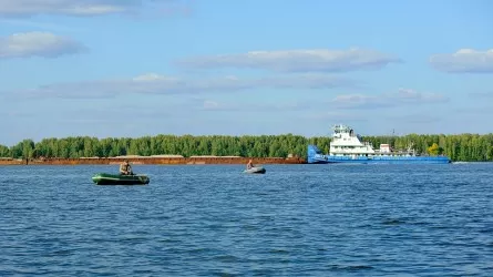 Казахстанские водники проходят обучение в Китае 
