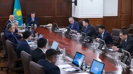 Олжас Бектенов жол бойындағы сервистің жайын жақсартуды тапсырды