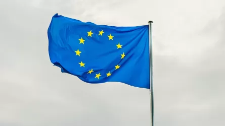 Евросоюз приостановил ответные меры против американского импорта