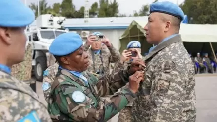 Мемлекет басшысы Голан жоталарынан оралған бір топ бітімгер әскери қызметшіні наградалармен марапаттады