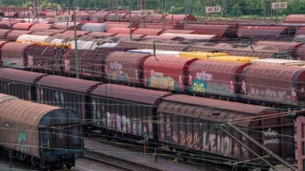Казахстан и Польша увеличили объем перевозок грузов 