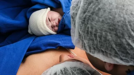 Комфорт за деньги: казахстанки массово переходят на платные роды  