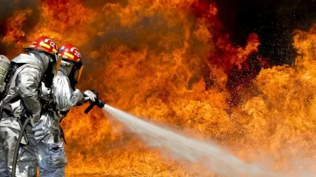  22 человека погибли при пожаре в ресторане в Китае