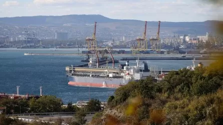 США создадут фонд, чтобы усложнить России продажу нефти в обход санкций  