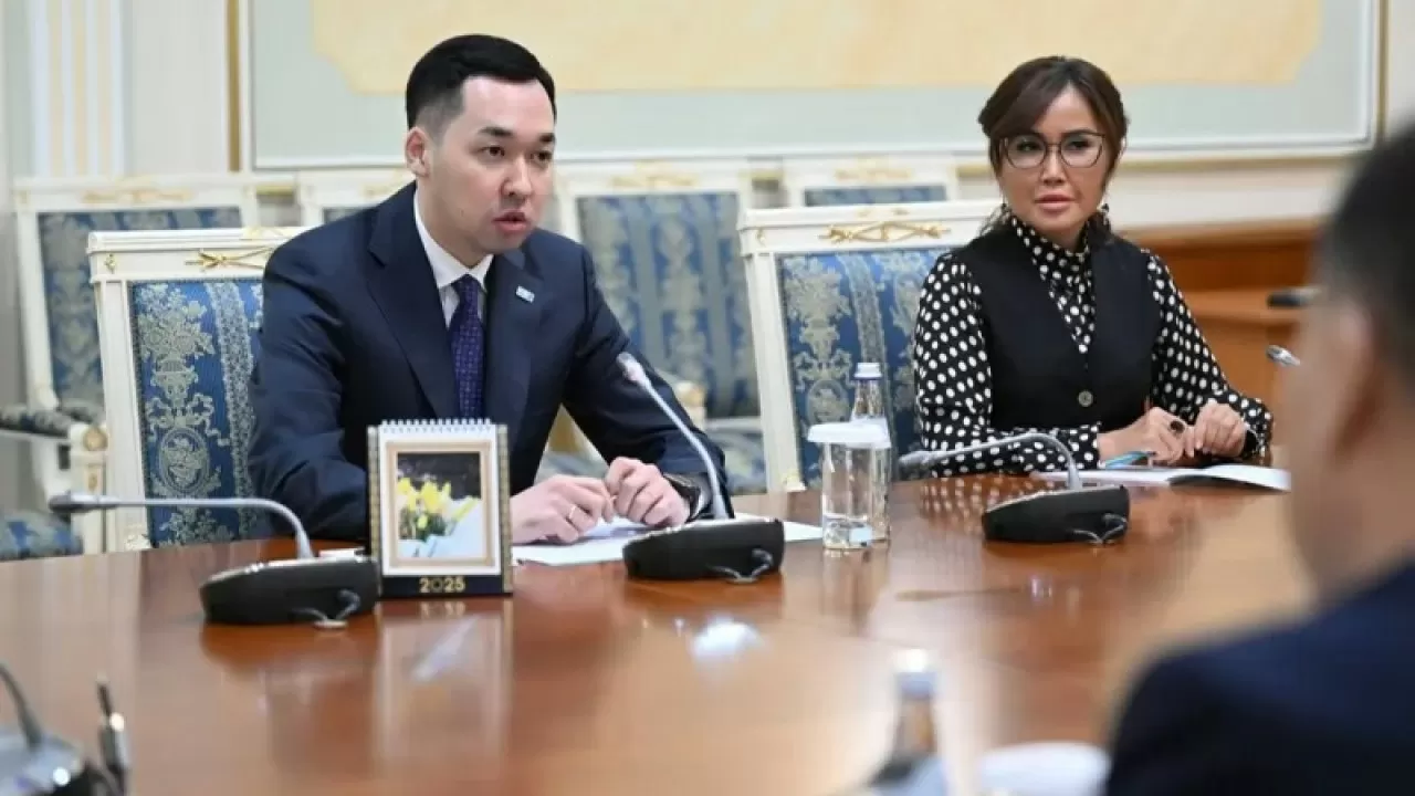 Руслан Желдібай медиафорумға келген халықаралық БАҚ өкілдерімен кездесті 