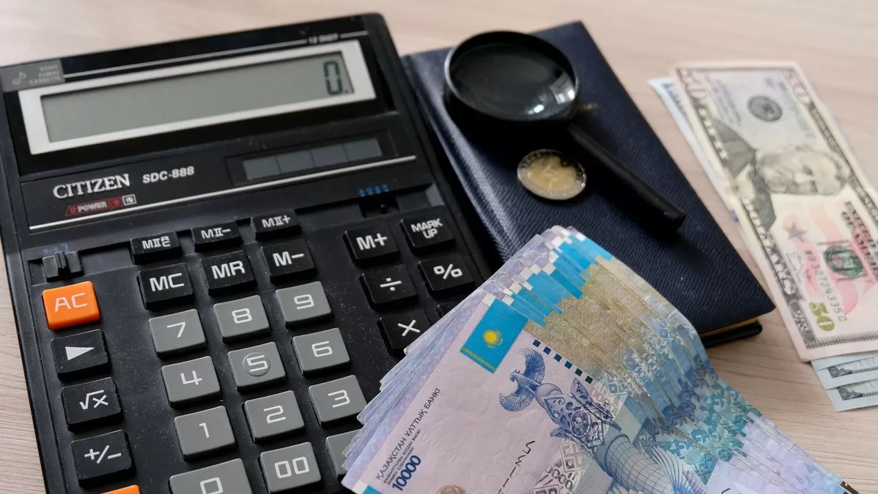  Письма счастья от ЕНПФ: миллиардные убытки получили казахстанцы