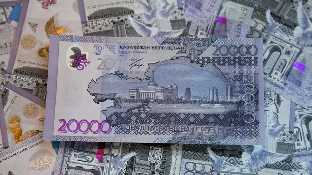 "Сотрудники" Нацбанка РК оформили на талгарца кредит на 10 млн тенге