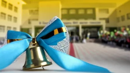 Когда в школах Казахстана прозвенит последний звонок 