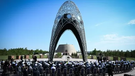 Токаев: репрессии и голод – трагедия не только казахского народа