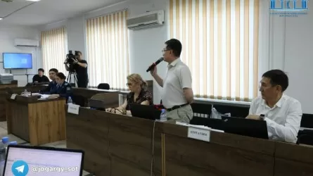 «Абзал бір баланы пышақтап жібердім деп айтты»: Сотта айыпталушы Равиль Сакиев жауап берді 