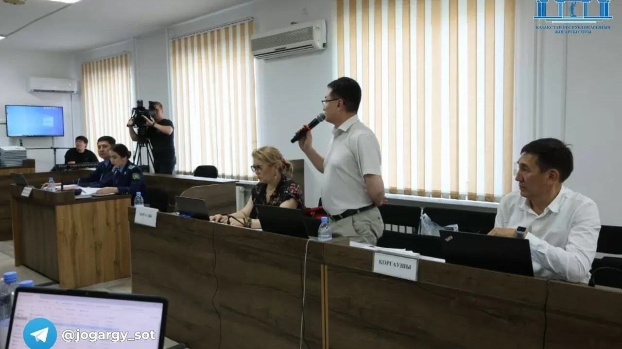 "Абзал бір баланы пышақтап жібердім деп айтты": Сотта айыпталушы Равиль Сакиев жауап берді 