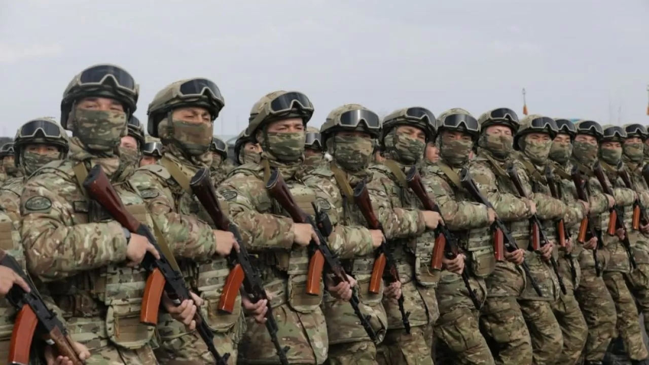 Как Казахстан усиливает правопорядок в армии 