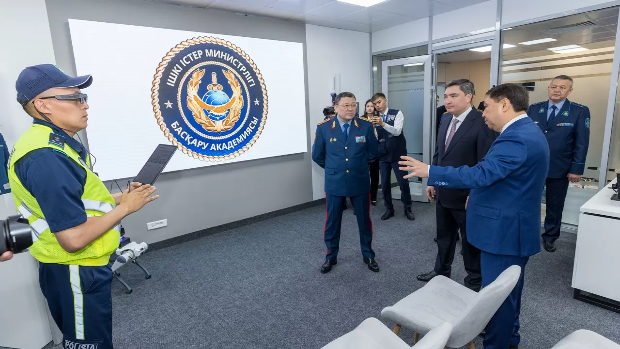 Үкімет басшысы Басқару академиясының ашылуына қатысты