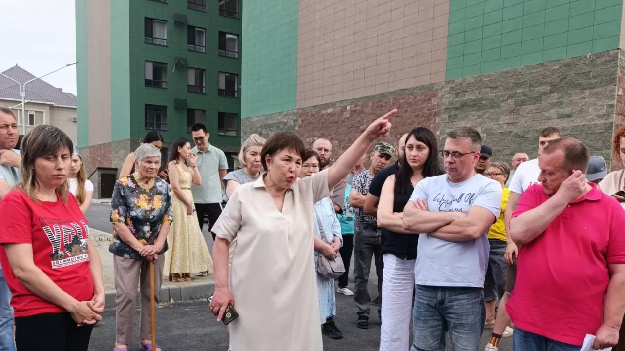  Заложники ситуации: почему костанайцы не могут заселиться в новый дом